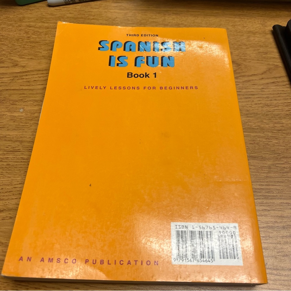 Spanish is Fun Book 1 - Picture 2 of 5